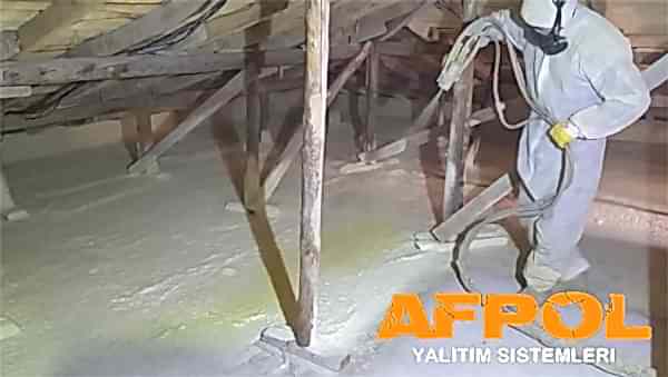Çatı içi Püskürtme Köpük Yalıtımı